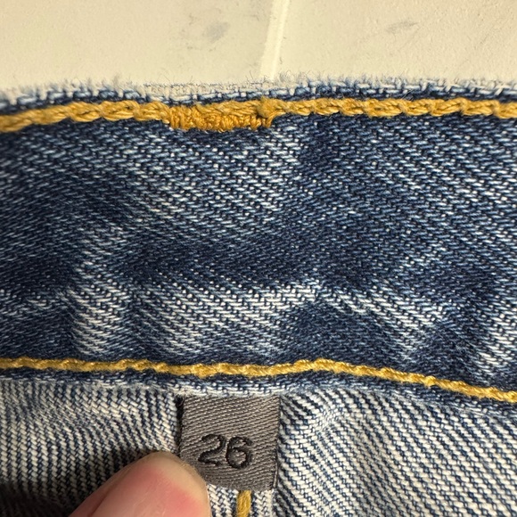 CARMAR High Rise Straight Leg Jeans Size 26 Blue Denim Mid Hem Detail - Picture 4 of 6